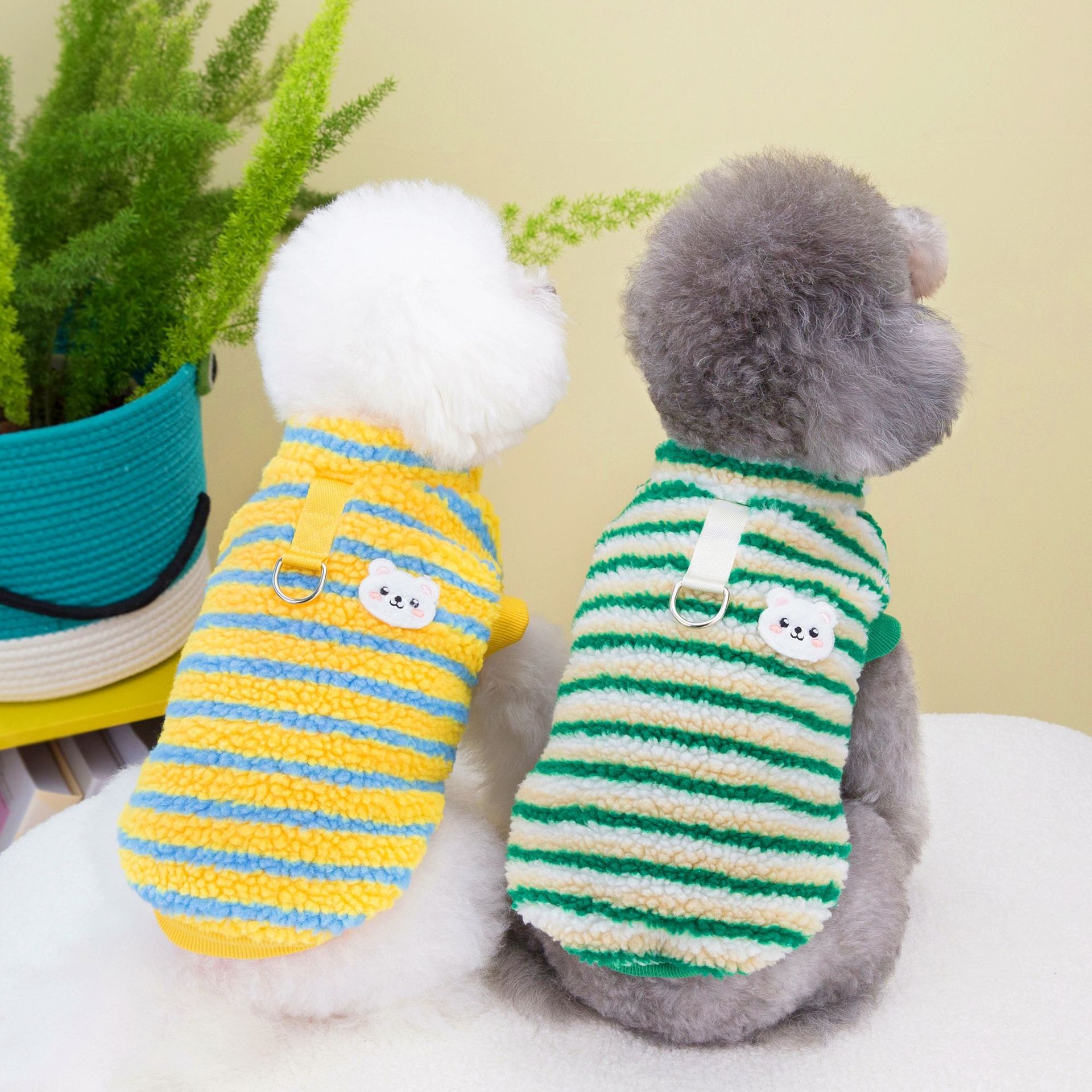 PawBear - Thickened Striped Pet Top + Harness Clip