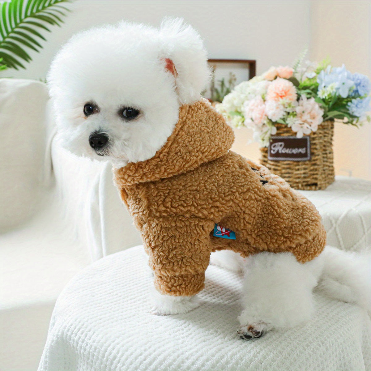 New York Super Star Fleece Dog Coat - Caramel Brown, Suitable for Small Breeds, Winter & Autumn, Button Closure, Polyester Material