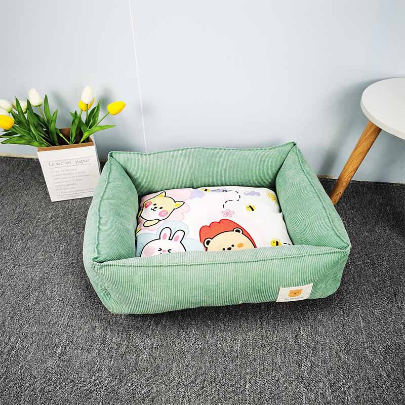 BellyRub Printed Square Pet Mat | Warm Fabric Bed for Dogs & Cats