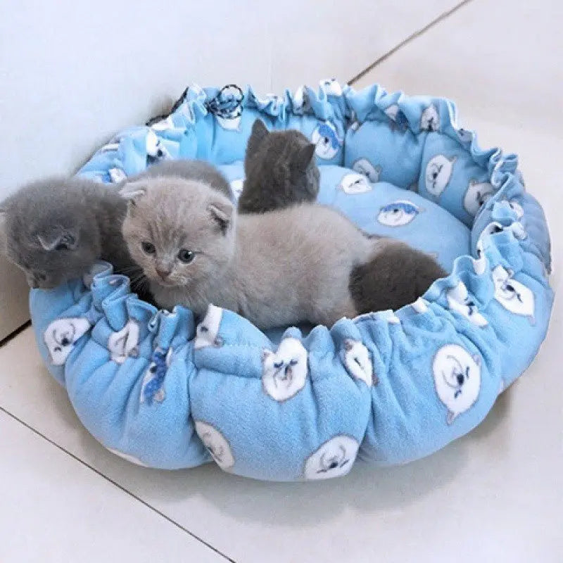 Round Plush Pet Nest – Soft Warm Sleeping Bed for Cats & Small Dogs | S, M & L