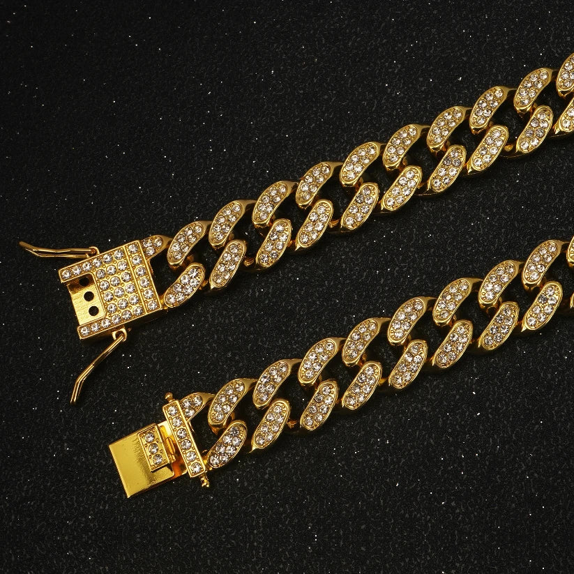 Luxury Diamond Cuban Chain Pet Collar – Gold & Silver Jewellery Collar
